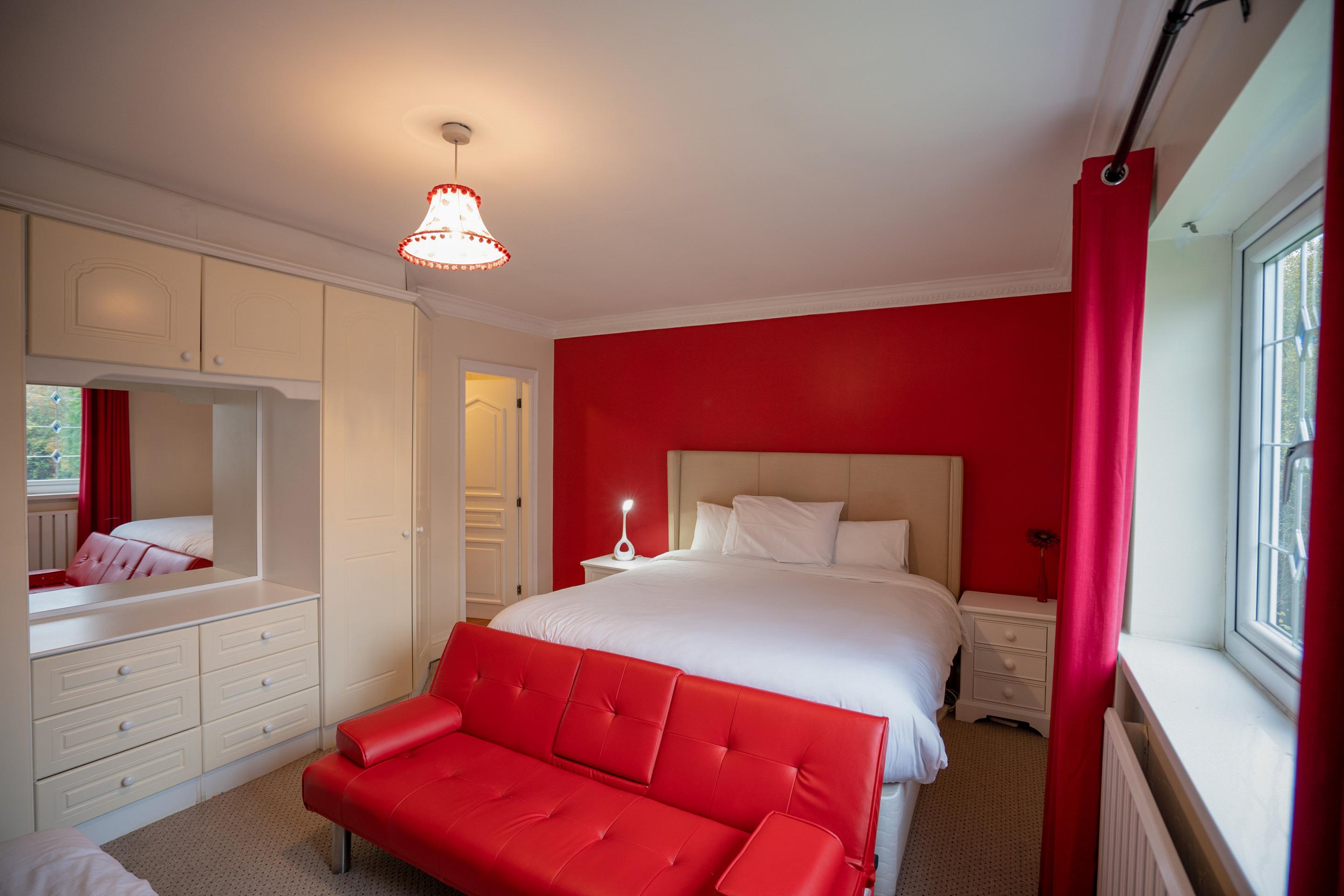 Oyo Oakcroft Guest House Manchester Airport Ringway Exterior photo